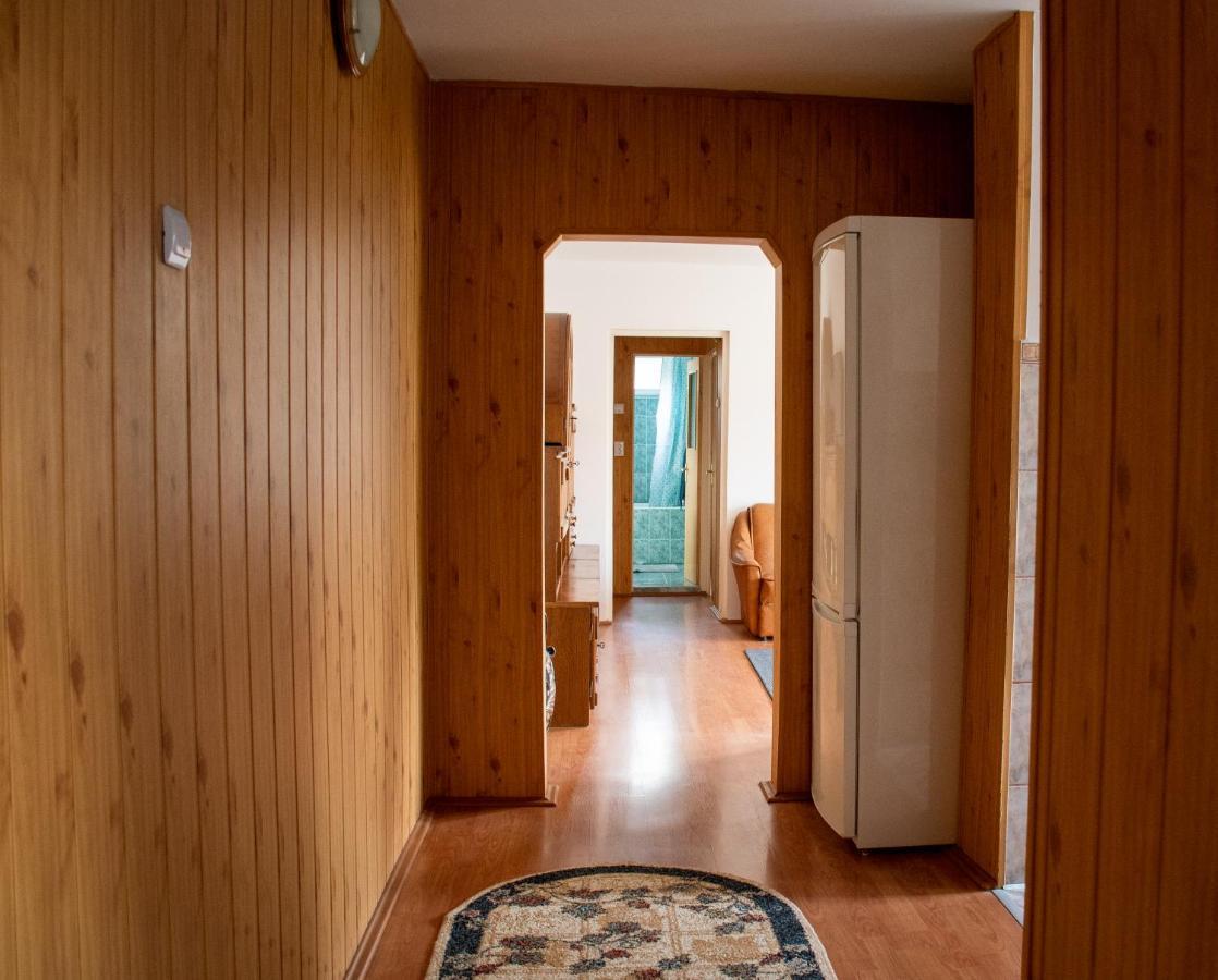 Family-Friendly Apartment Oradea Exterior foto