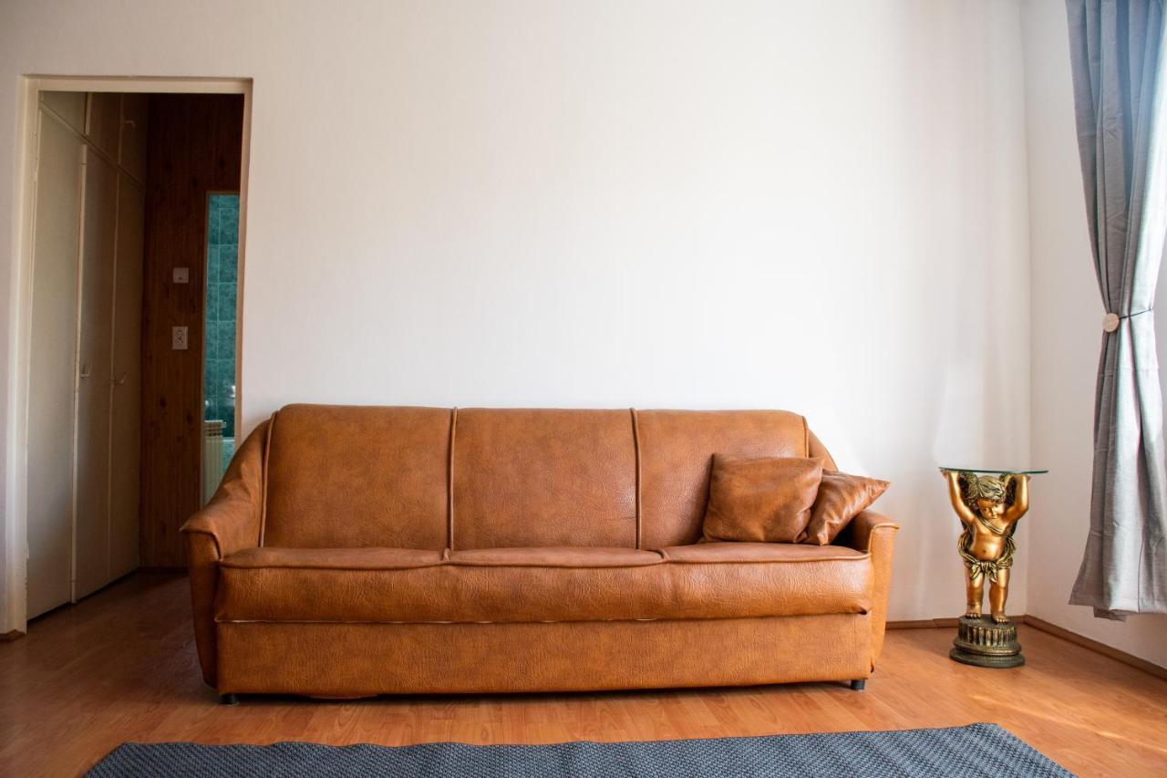 Family-Friendly Apartment Oradea Exterior foto