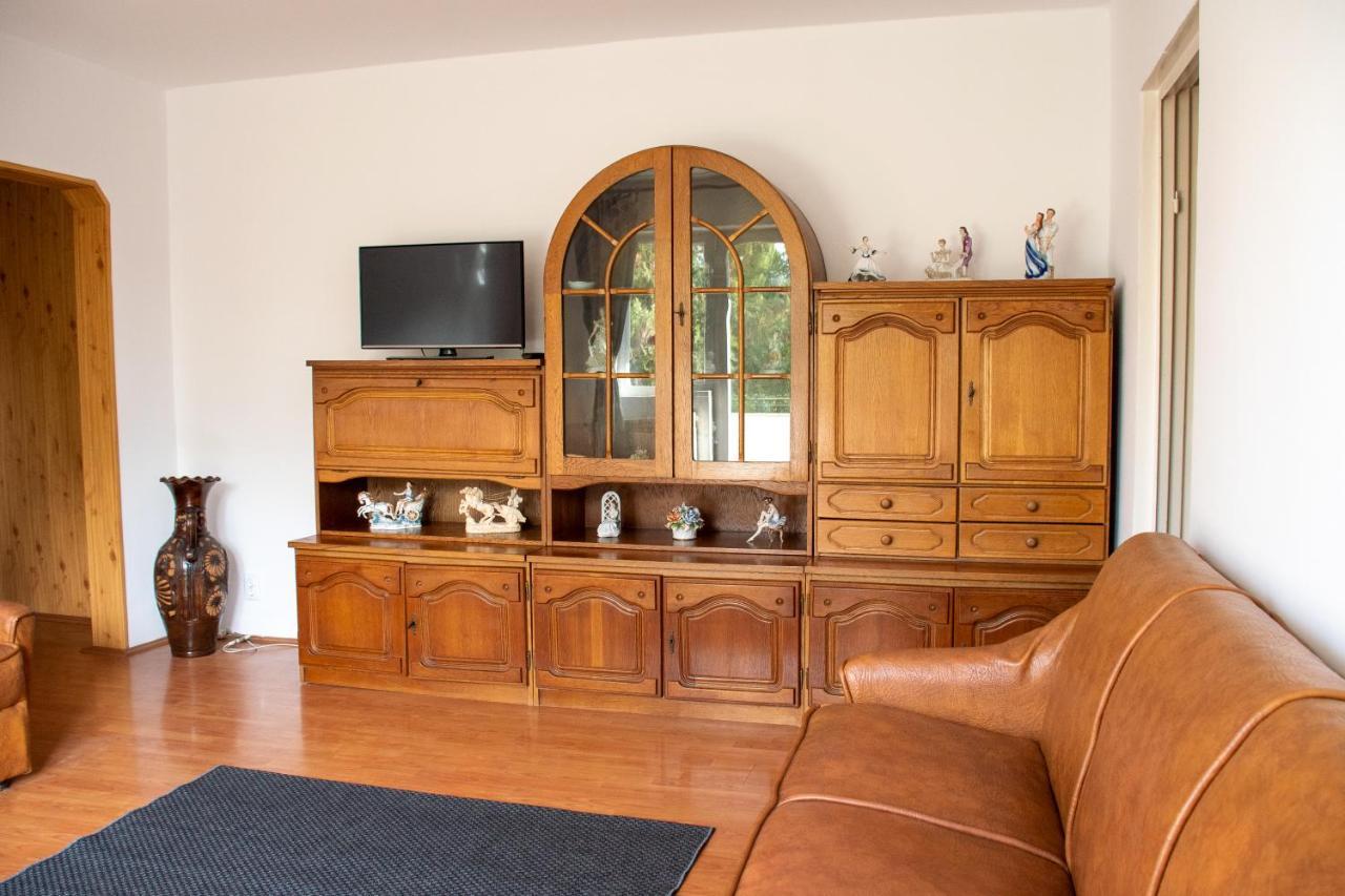 Family-Friendly Apartment Oradea Exterior foto